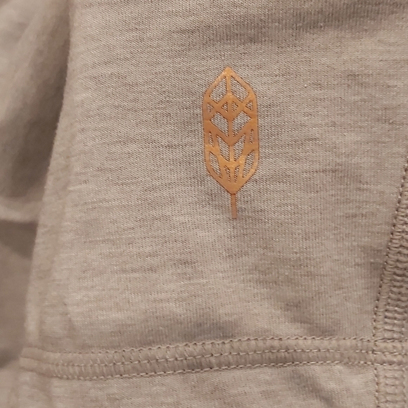 Indygena cap sleeved top - Picture 5 of 8